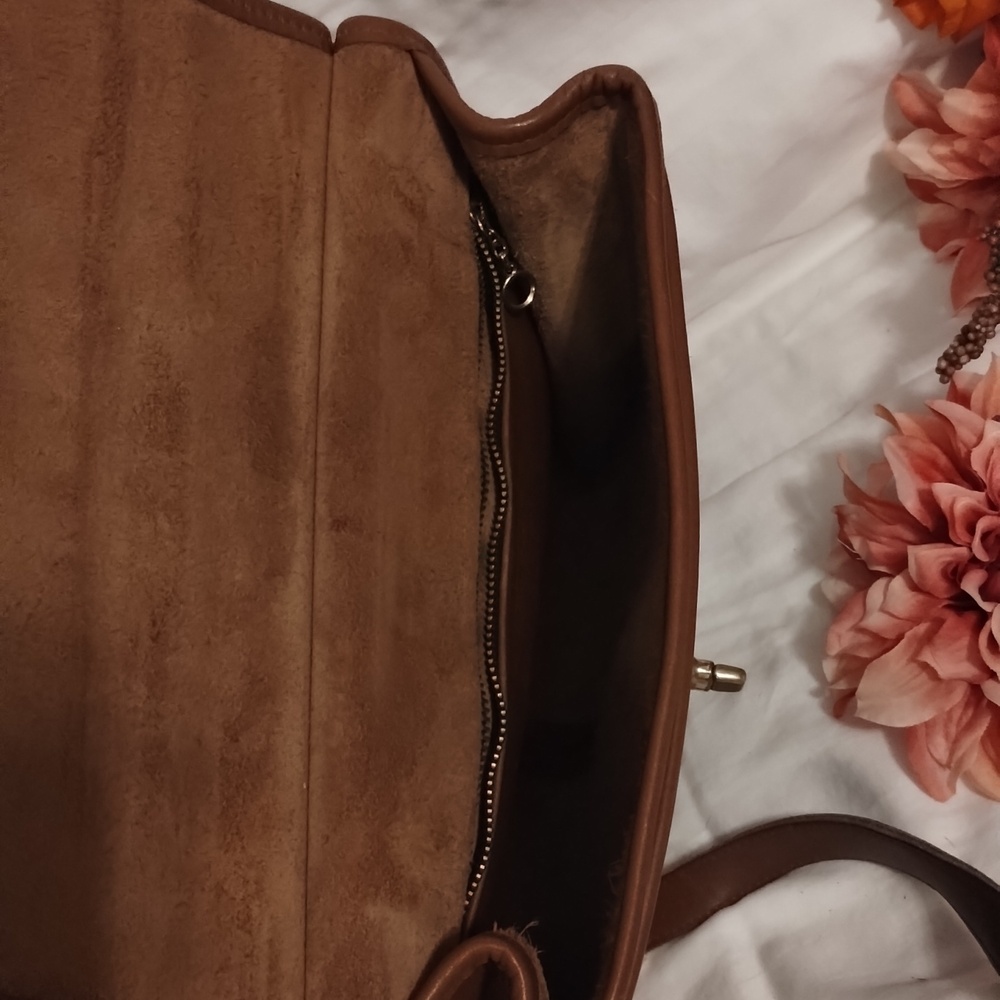 Coach Brown Leather Top-Handle Satchel with Gold Hardware - Picture 6 of 6